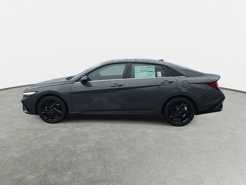 New 2026 Hyundai Elantra SEL Sport Premium FWD image 8