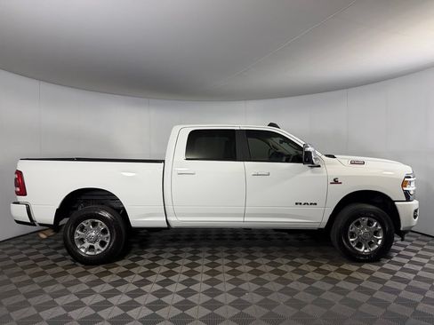 Used 2024 RAM 2500 Laramie w/ Safety Group AWD/4WD image 7