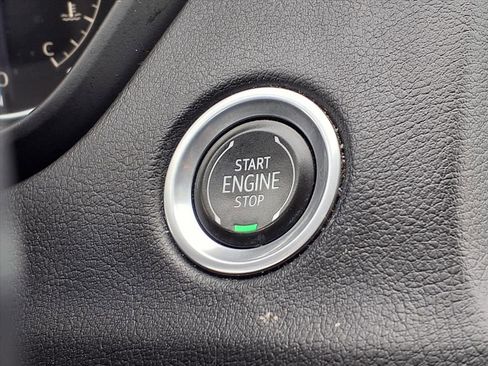 Used 2023 Cadillac XT4 Luxury w/ Cold Weather Package image 24