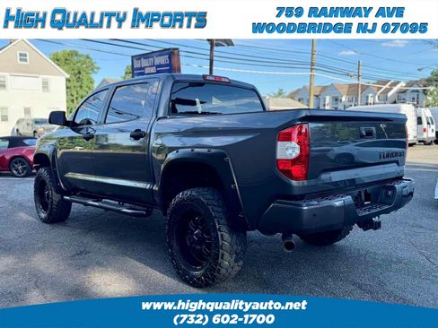 Used 2016 Toyota Tundra SR5 w/ SR5 Upgrade Package AWD/4WD image 5