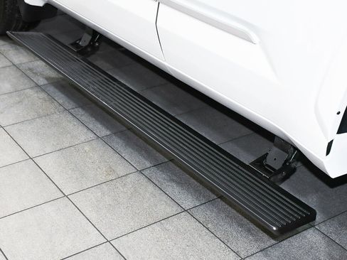 Used 2024 Toyota Sequoia Capstone image 93