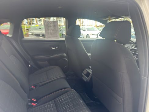 Used 2024 Honda HR-V Sport image 14