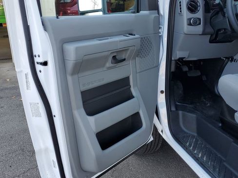 New 2026 Ford E-350 and Econoline 350 Super Duty w/ Power Equipment Group image 17