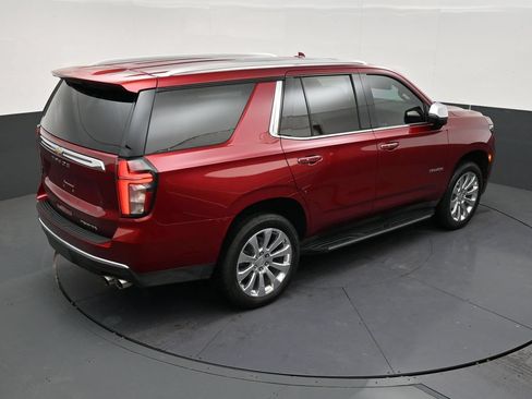 Used 2021 Chevrolet Tahoe Premier w/ Premium Package RWD image 16