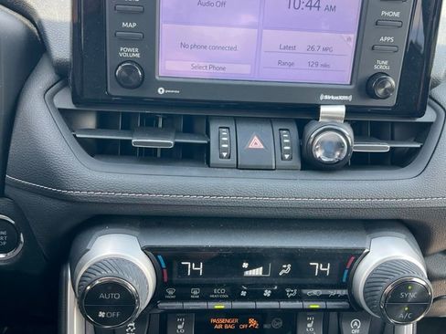 Used 2020 Toyota RAV4 XLE Premium AWD/4WD image 11
