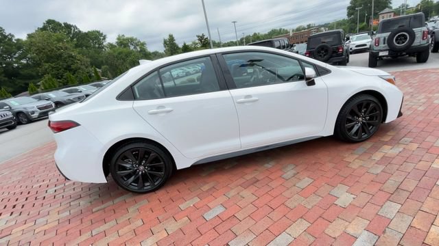 Used 2024 Toyota Corolla XSE FWD image 2