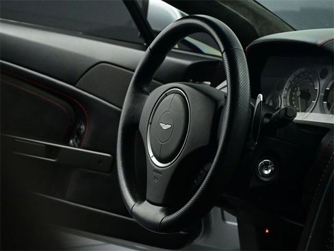 Used 2007 Aston Martin V8 Vantage Coupe image 15