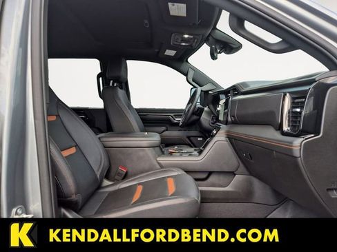 Used 2024 GMC Sierra 3500 AT4 w/ AT4 Premium Plus Package AWD/4WD image 15