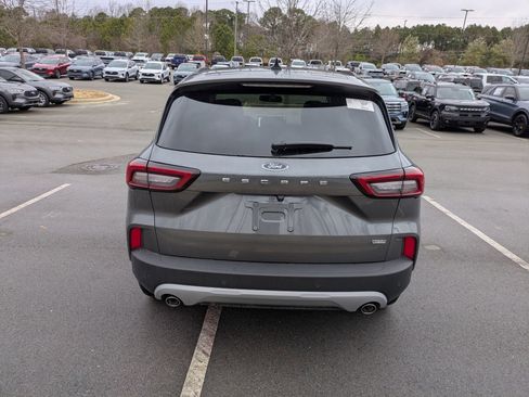 New 2026 Ford Escape SE w/ PHEV Premium Package FWD image 5