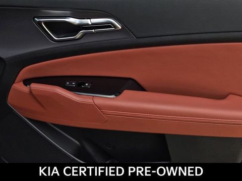 Certified 2025 Kia Sportage SX Prestige AWD/4WD image 8