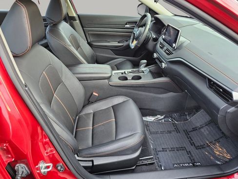 Used 2022 Nissan Altima 2.5 SR image 24