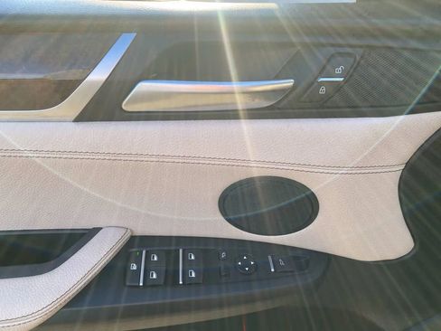 Used 2017 BMW X3 xDrive28i image 10