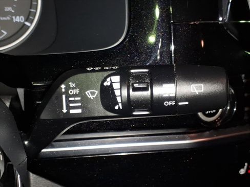 Certified 2024 Nissan Pathfinder SL image 27