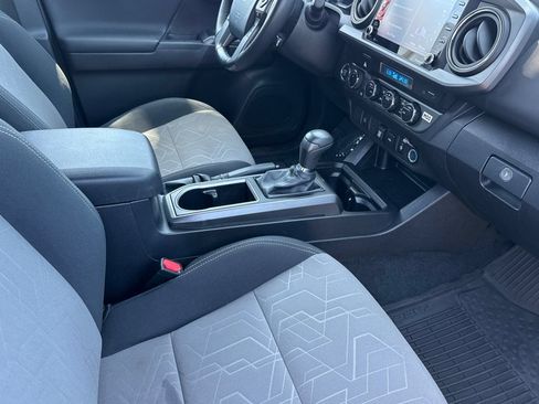 Certified 2023 Toyota Tacoma TRD Off-Road AWD/4WD image 18