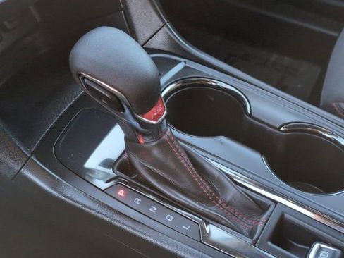 Used 2023 Chevrolet Equinox RS image 15