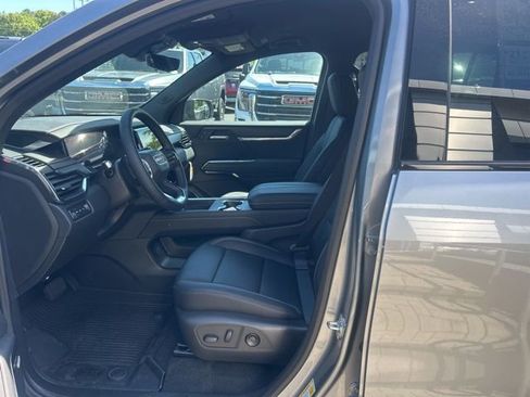 New 2026 GMC Acadia Elevation w/ Black Edition AWD/4WD image 12