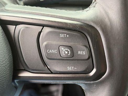Used 2022 Jeep Wrangler Unlimited Sport AWD/4WD image 18