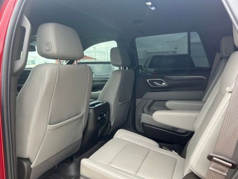 Used 2023 Chevrolet Tahoe Z71 w/ Luxury Package image 7