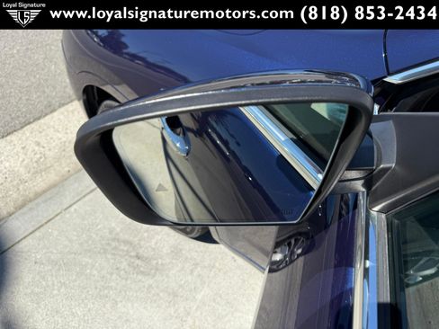 Used 2019 Maserati Levante image 24