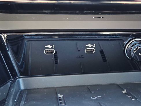 New 2025 Audi Q5 Premium Plus image 18