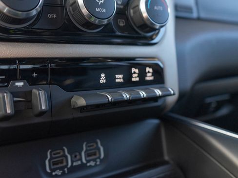 Used 2022 RAM 1500 Laramie image 18