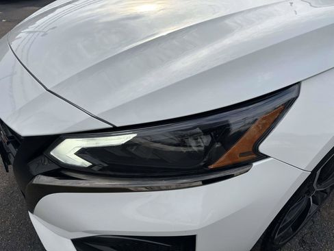 Used 2023 Nissan Altima 2.5 SR image 7