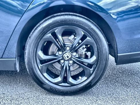 Used 2025 Honda Accord SE image 11