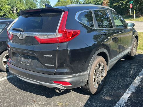 Used 2018 Honda CR-V Touring image 3