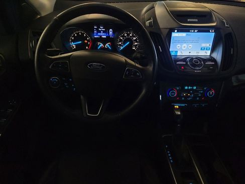 Used 2017 Ford Escape Titanium AWD/4WD image 22