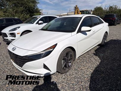 Used 2023 Hyundai Elantra SEL w/ Convenience Package
