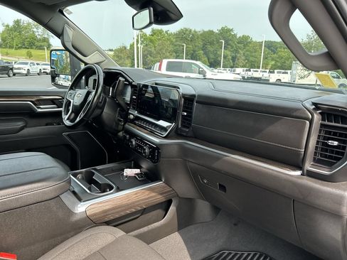 Used 2025 Chevrolet Silverado 2500 LT w/ All Star Edition AWD/4WD image 17