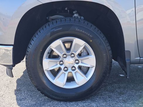 Used 2025 Chevrolet Silverado 1500 LT RWD image 9