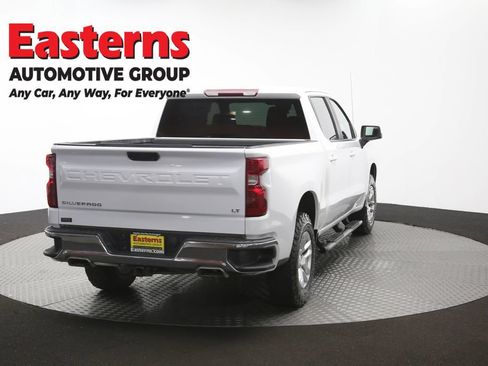 Used 2023 Chevrolet Silverado 1500 LT AWD/4WD image 36