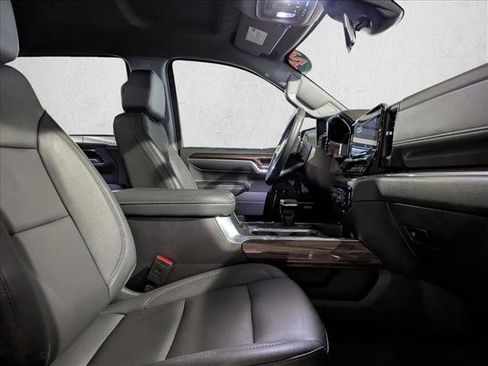Used 2024 Chevrolet Silverado 1500 LT Trail Boss w/ Convenience Package II AWD/4WD image 26