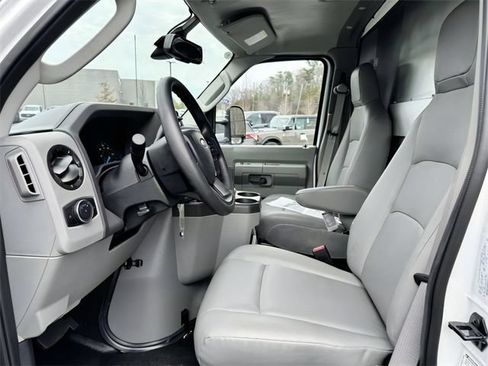 New 2025 Ford E-350 and Econoline 350 Super Duty w/ Driver's Safety Package RWD image 26