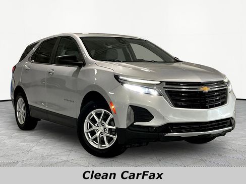 Used 2022 Chevrolet Equinox LT AWD/4WD image 3
