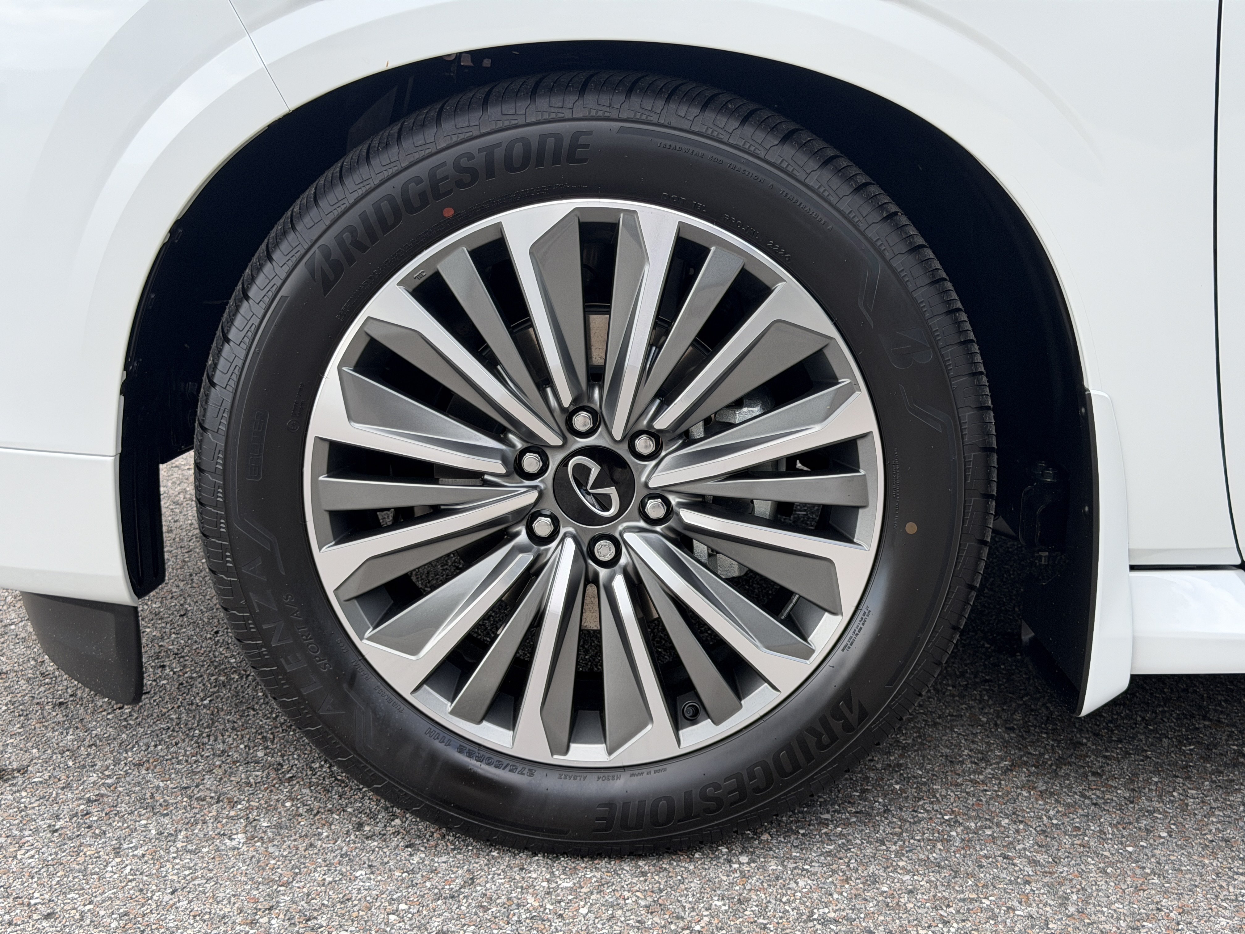New 2027 INFINITI QX80 Luxe w/ Cargo Package RWD image 35