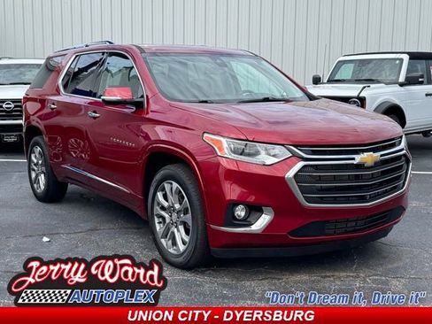 Used 2020 Chevrolet Traverse Premier w/ LPO, Floor Liner Package image 1