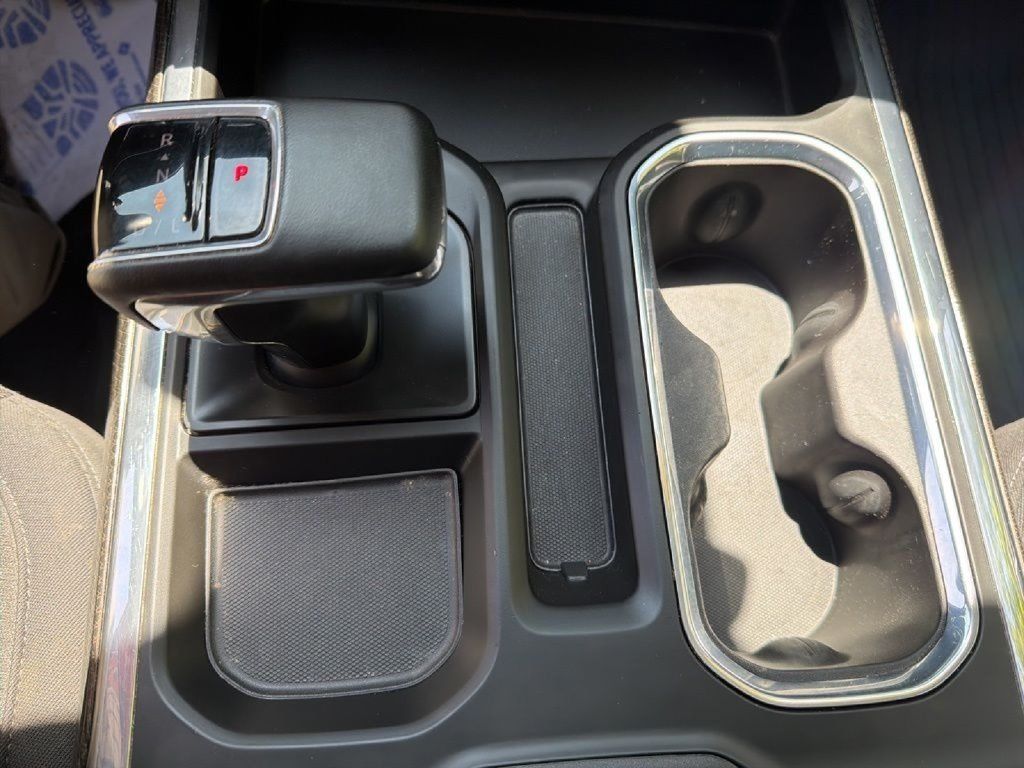 Used 2024 Chevrolet Silverado 1500 RST AWD/4WD image 21