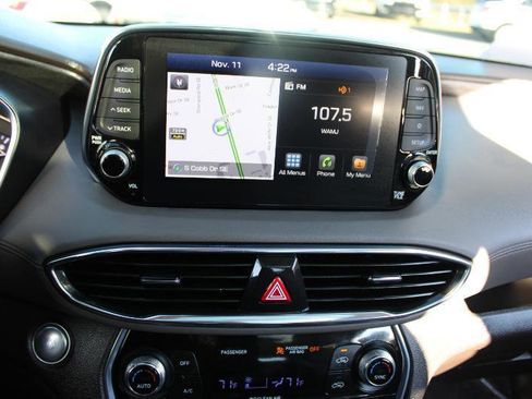 Used 2019 Hyundai Santa Fe FWD image 26