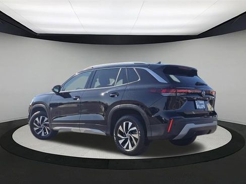 New 2026 Volkswagen Tiguan S image 5