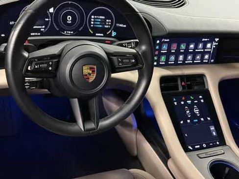 Used 2021 Porsche Taycan RWD image 21