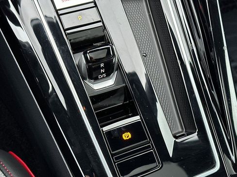 New 2026 Volkswagen GTI SE FWD image 21