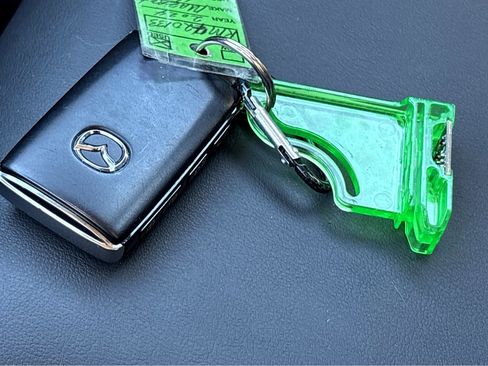 Used 2024 MAZDA MAZDA3 s image 25