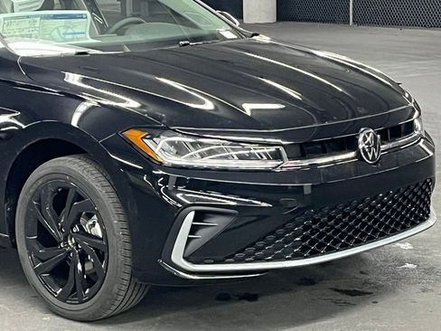 New 2026 Volkswagen Jetta SE image 37