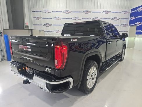 Used 2024 GMC Sierra 1500 SLT w/ SLT Premium Plus Package image 7