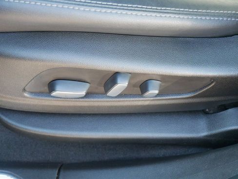 Used 2021 Cadillac XT5 Premium Luxury image 18