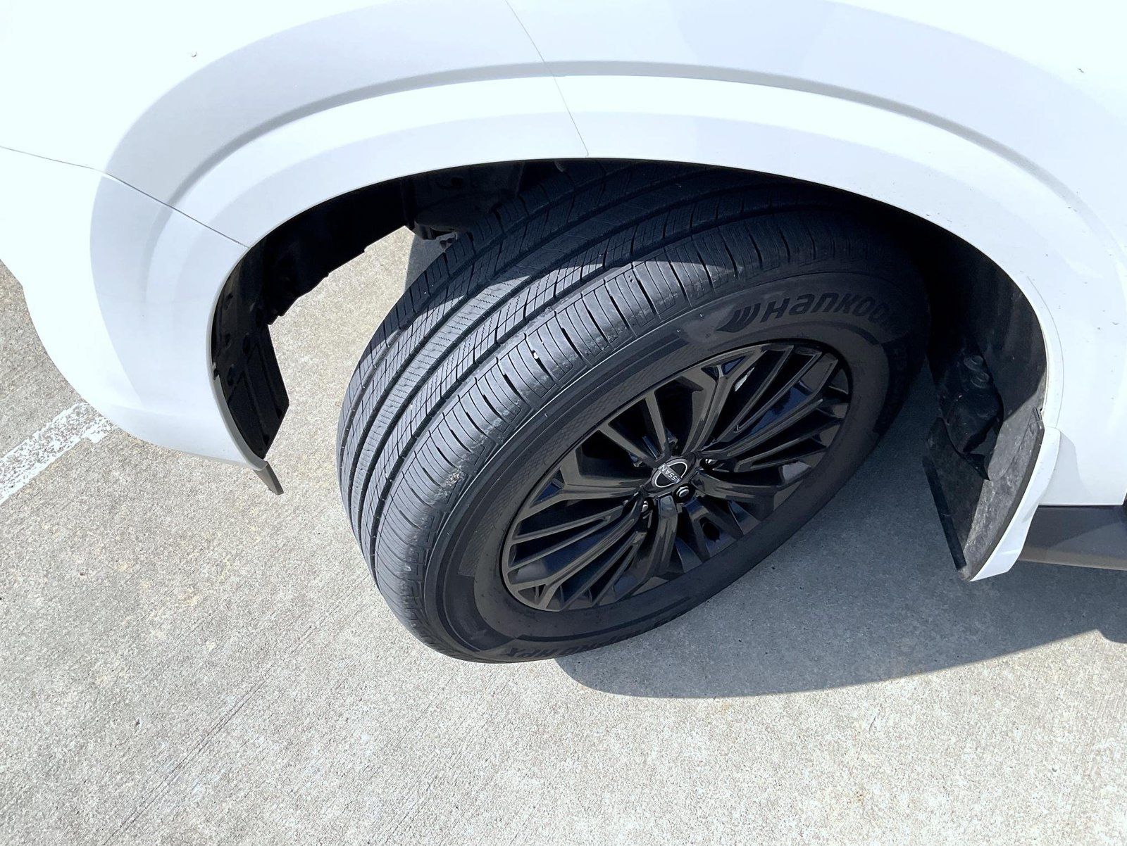 Certified 2025 Nissan Armada Platinum AWD/4WD image 24