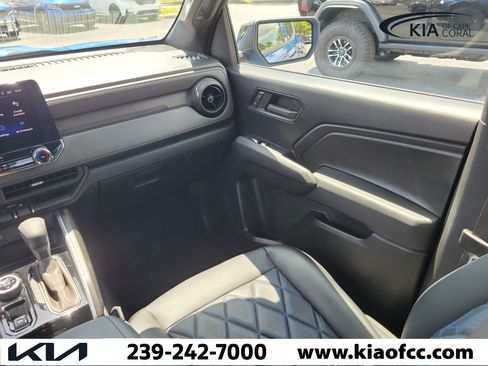 Used 2023 Chevrolet Colorado Trail Boss w/ Advanced Trailering Package AWD/4WD image 16