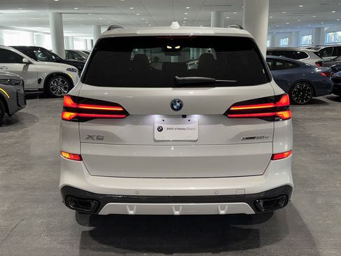 New 2026 BMW X5 xDrive50e w/ M Sport Package image 6